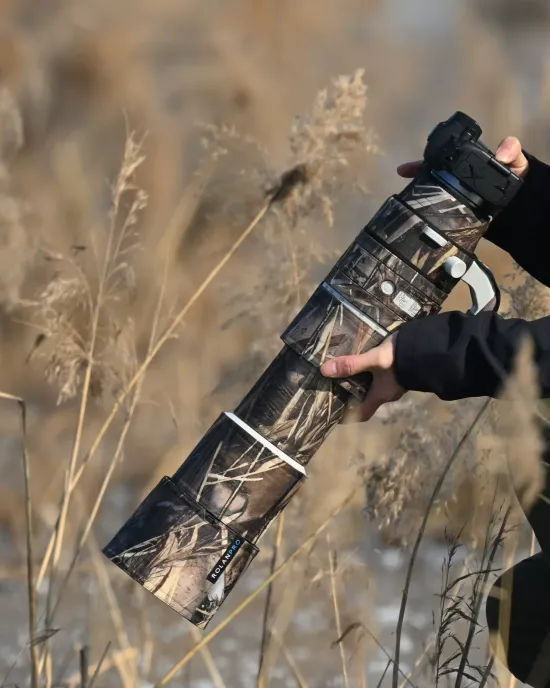 Canon RF 200-800mm F6.3-9 IS USM Lens Cover (Withered grass Camouflage # 39) Canon RF 200-800mm F6.3-9 IS USM Lens Cover (Withered grass Camouflage # 39)