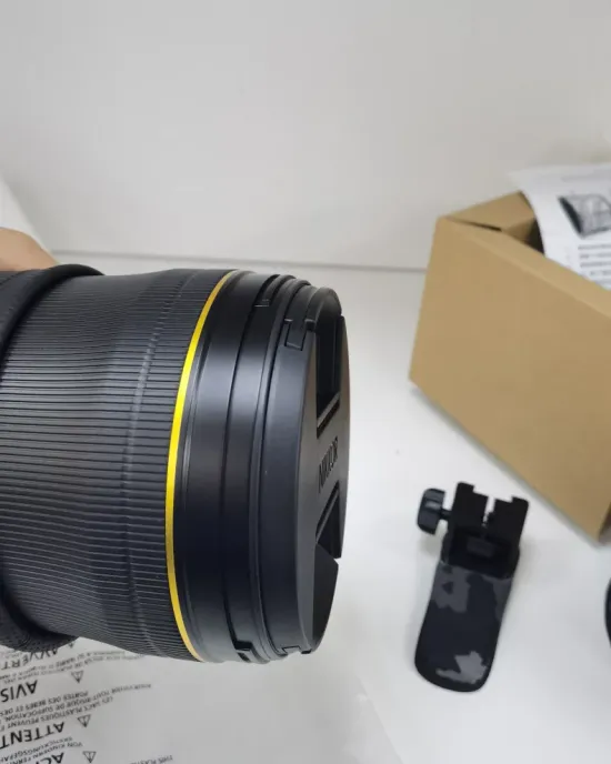Nikon Z 600mm F6.3 VR S Lens Cover (Grey digital camouflage) Nikon Z 600mm F6.3 VR S Lens Cover (Grey digital camouflage)