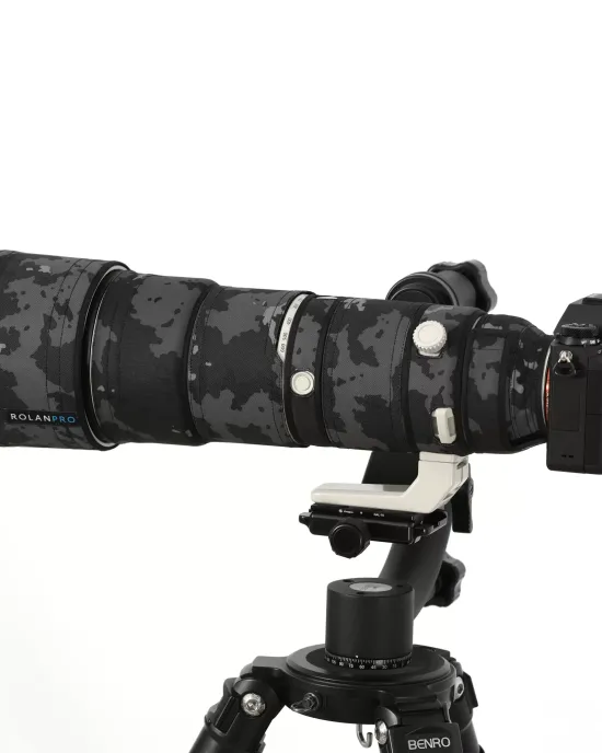 Sony FE 200-600mm F5.6-6.3 G OSS Lens Cover(Black camouflage # 18) Sony FE 200-600mm F5.6-6.3 G OSS Lens Cover(Black camouflage # 18)