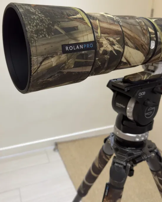 Sony FE 200-600mm F5.6-6.3 G OSS Lens Cover(Black camouflage # 18) Sony FE 200-600mm F5.6-6.3 G OSS Lens Cover(Black camouflage # 18)