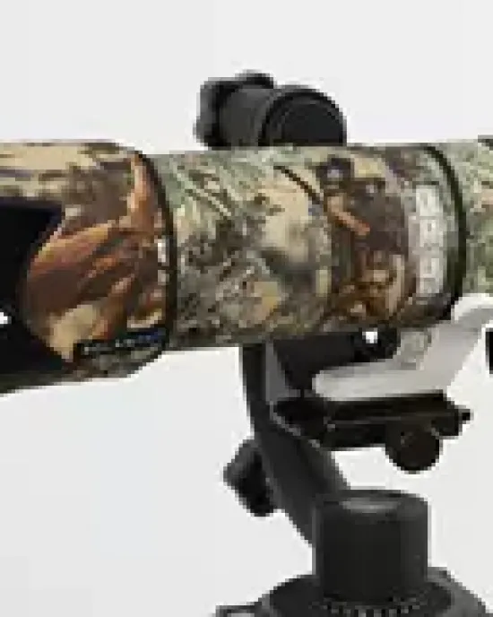Sony FE 70-200mm f/2.8 GM OSS Lens Cover (Green Jungle Camouflage) Sony FE 70-200mm f/2.8 GM OSS Lens Cover (Green Jungle Camouflage)