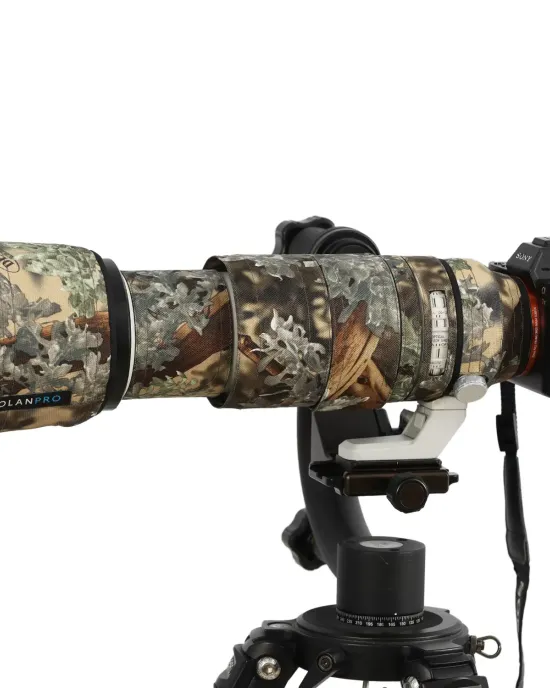 Sony FE 100-400mm F/4.5-5.6 GM OSS Lens Cover (Green Jungle Camouflage # 14) Sony FE 100-400mm F/4.5-5.6 GM OSS Lens Cover (Green Jungle Camouflage # 14)