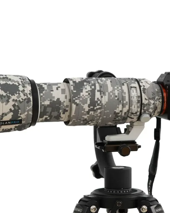 Sony FE 100-400mm F/4.5-5.6 GM OSS Lens Cover (Green Jungle Camouflage # 14) Sony FE 100-400mm F/4.5-5.6 GM OSS Lens Cover (Green Jungle Camouflage # 14)